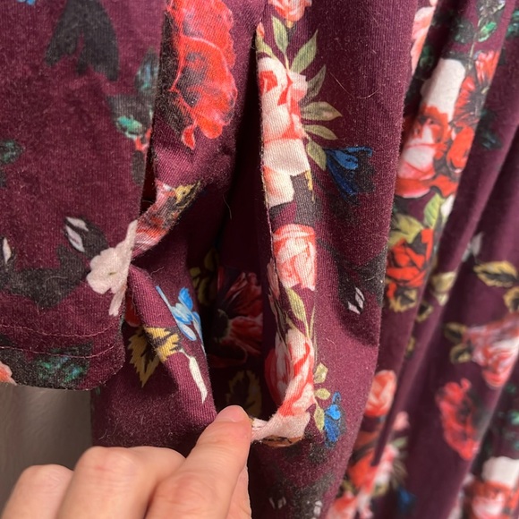 Comfy Fit Floral Long Sleeve Dress - Picture 4 of 16